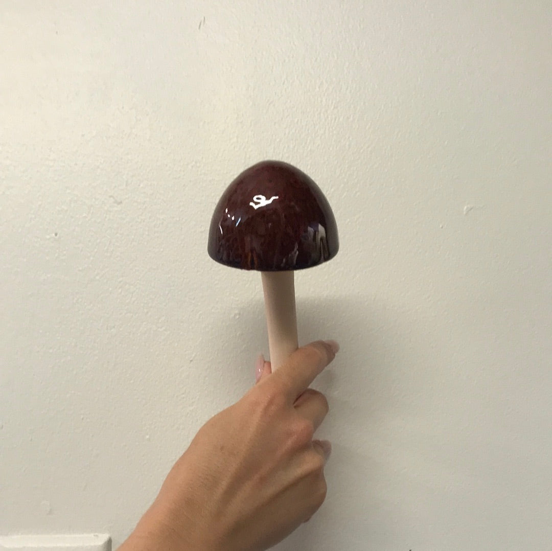 高蘑菇桩