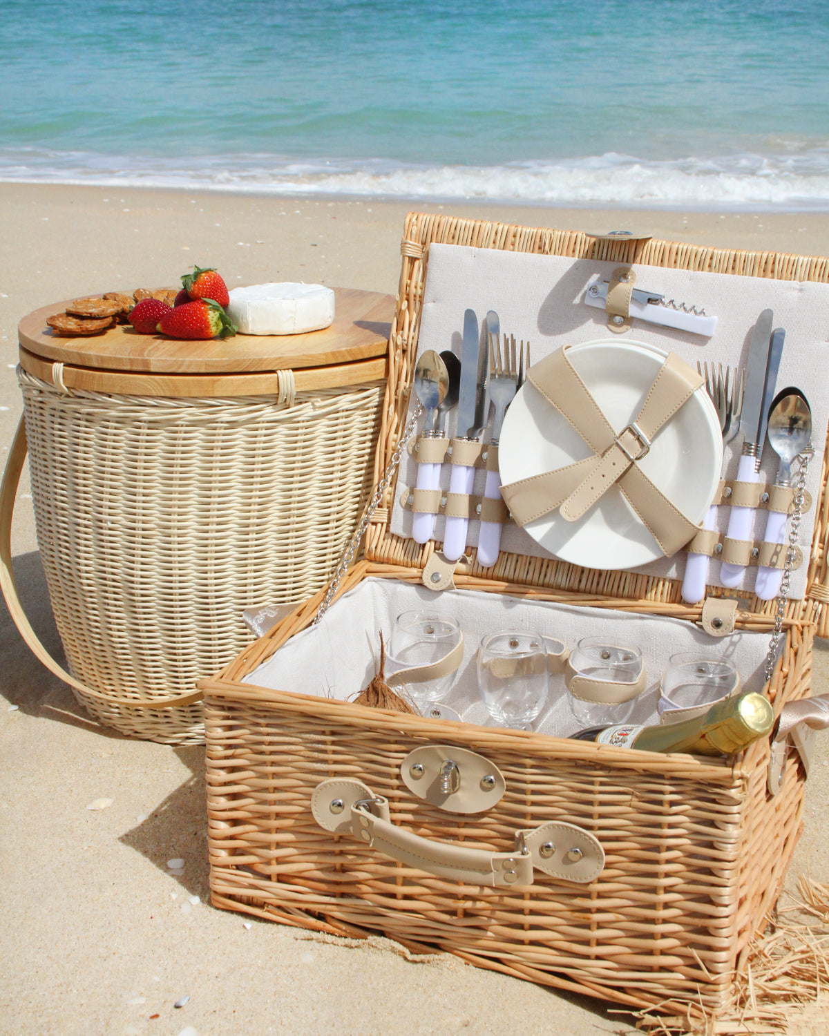 Rattan Picnic Basket
